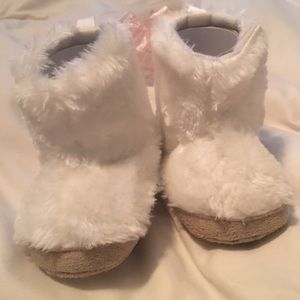 Baby Girl White Fur Booties